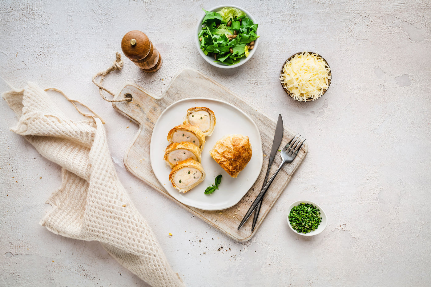 Lenard's Cheese & Chive Chicken Wellingtons 400g